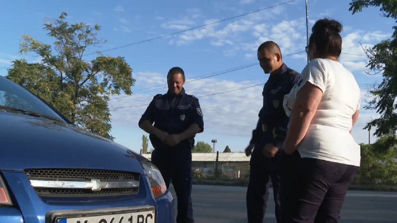 Жена от Хасково получи неочаквана помощ от полицаи  Катя Ангелова тръгва на