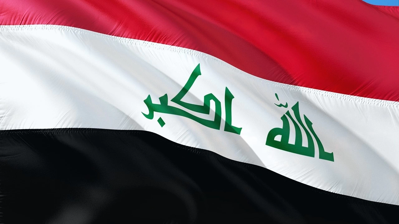 Официалният медиен регулатор на Ирак нареди във вторник на всички