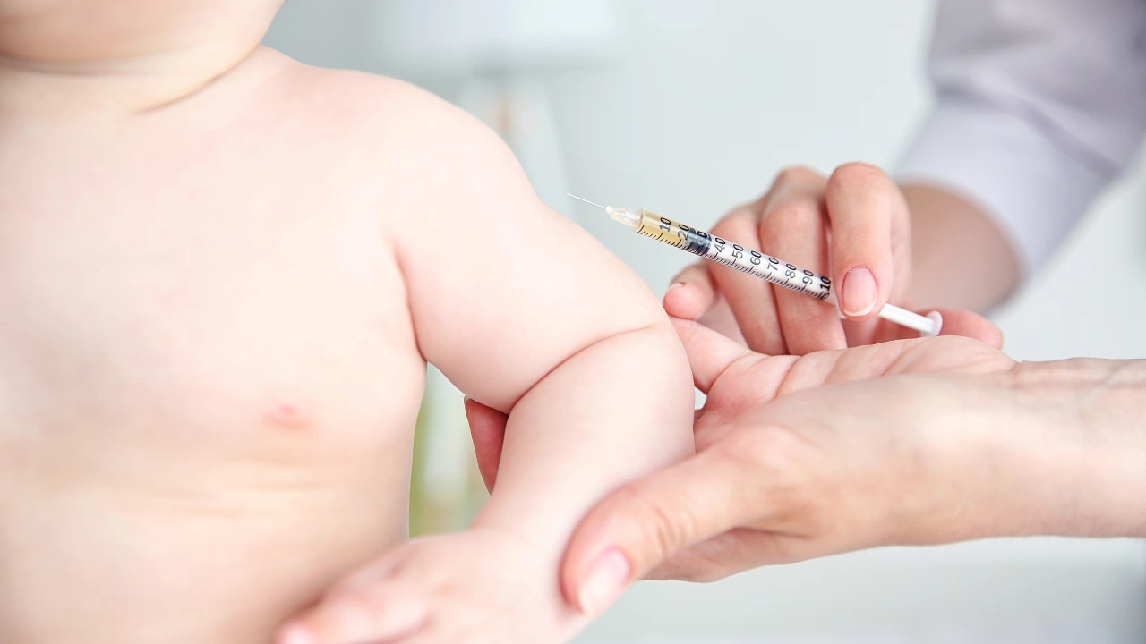 Ваксината за бебета срещу дифтерия тетанус коклюш полиомиелит хемофилус инфлуенца