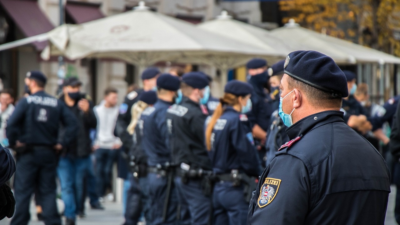 Австрийската полиция работи по подозрение за сериен убиец в столицата Виена.