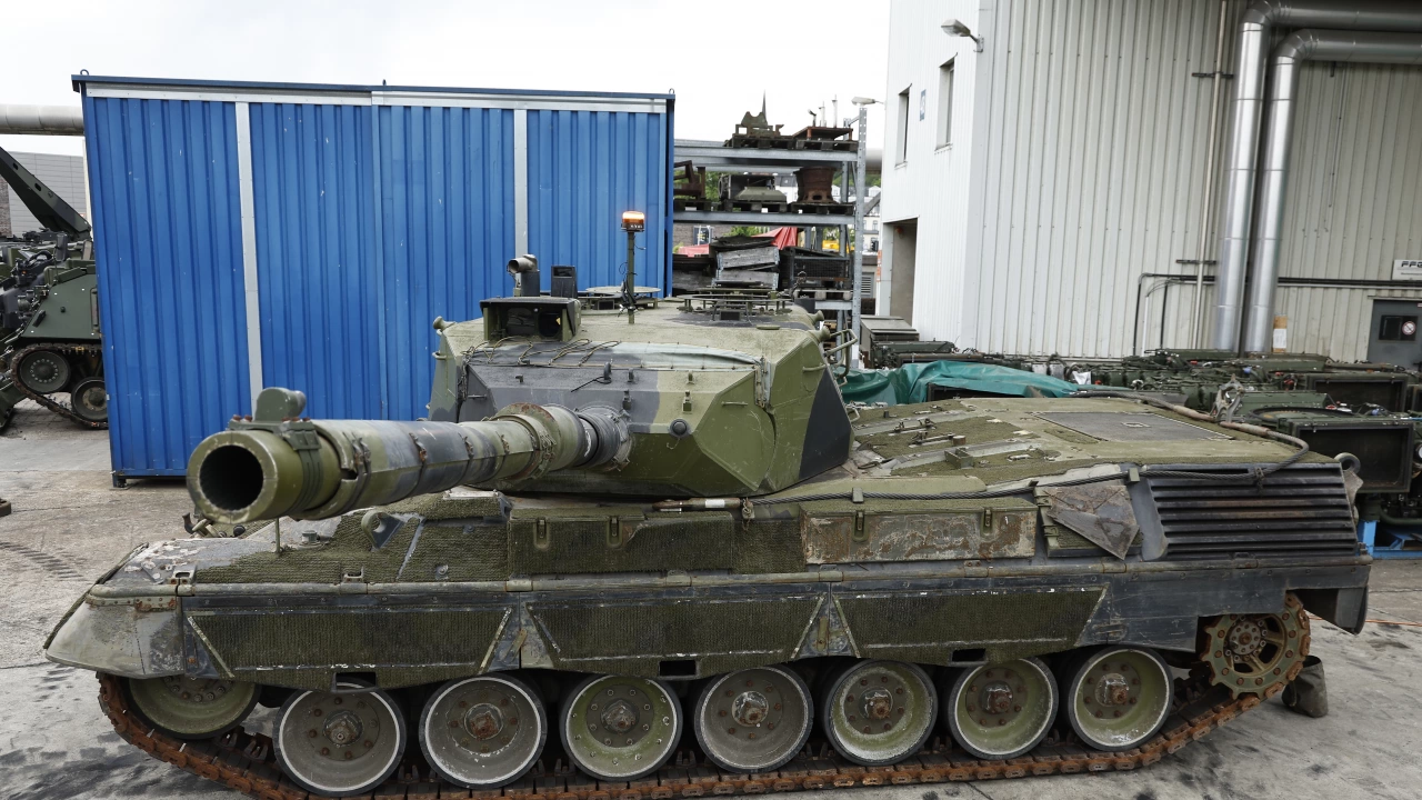 Правителството на Швеция обяви че ще дари на Украйна боеприпаси