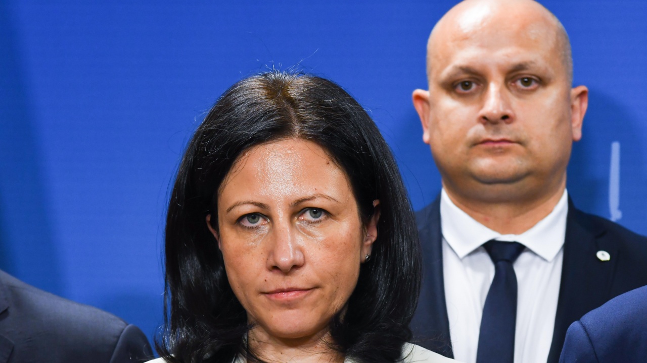 Общинското ръководство на партия  в Банско депозира колективна оставка.
Като