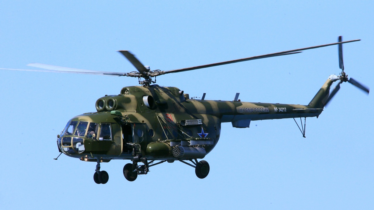 За първи път пилот на руски вертолет Ми-8 се предаде