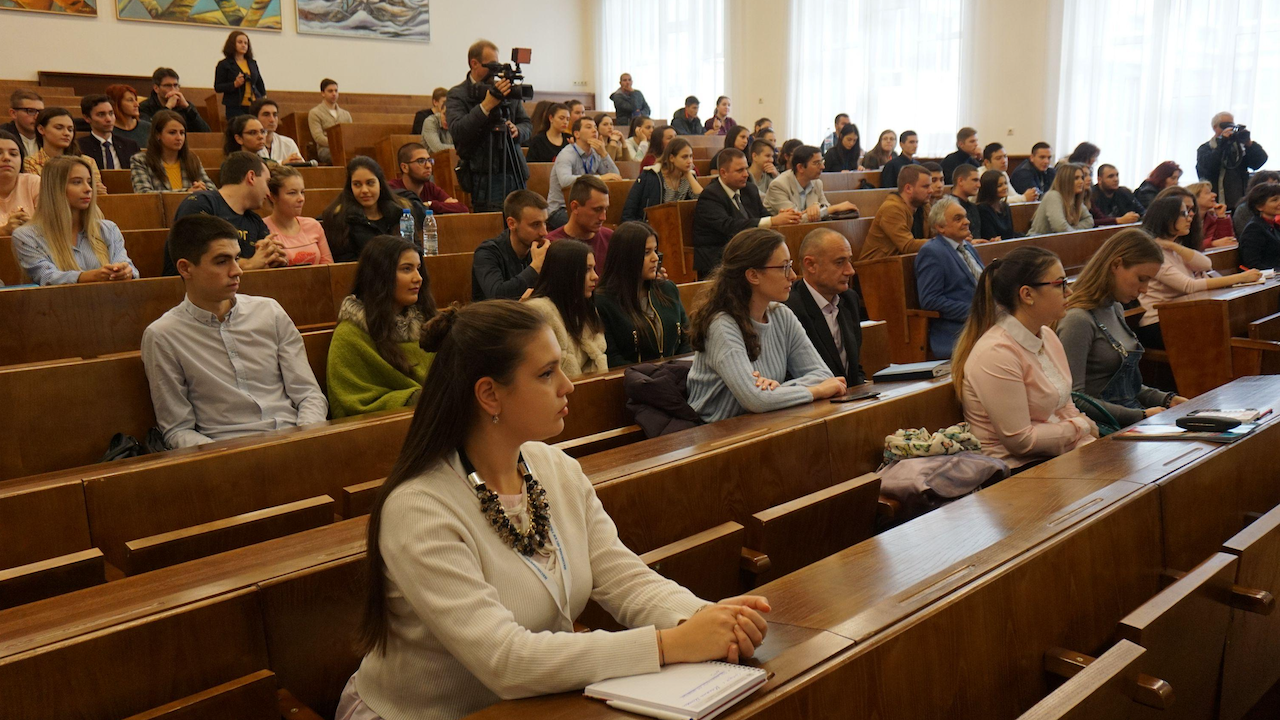 Софийският университет Св. Климент Охридски обявява допълнителен прием за учебната