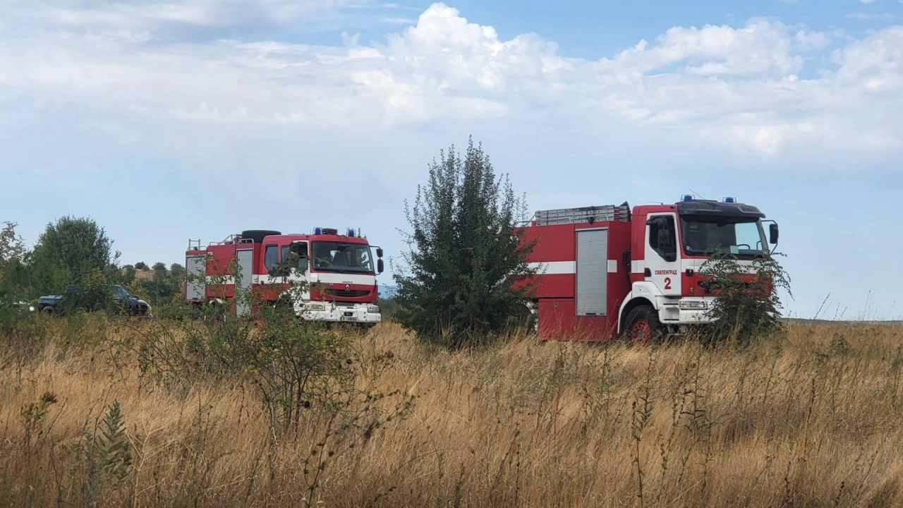 Пожар край край Казанлък предава БТА Огънят е избухнал в гориста местност между