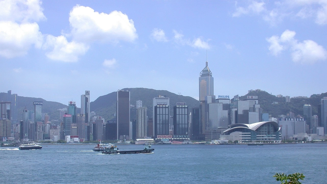 Ръководителят на изпълнителната власт в Хонконг Джон Лий заяви днес
