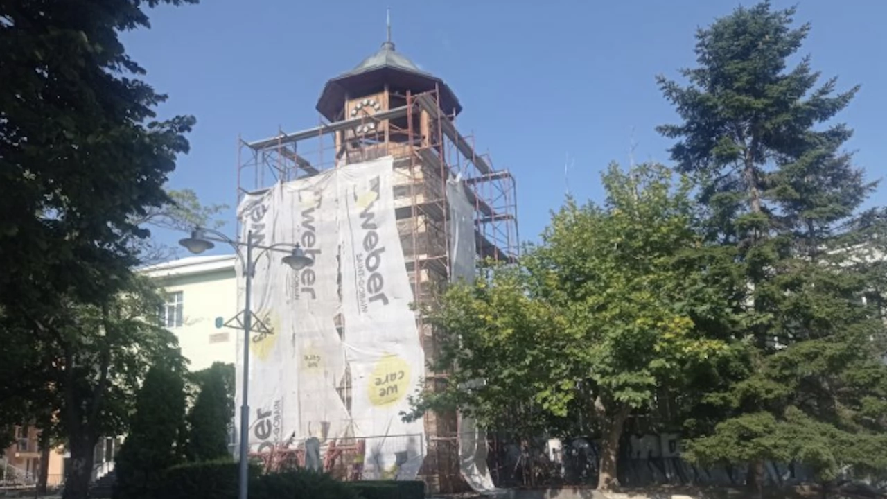 Ремонтни и възстановителни дейности по старата часовникова кула до СУ
