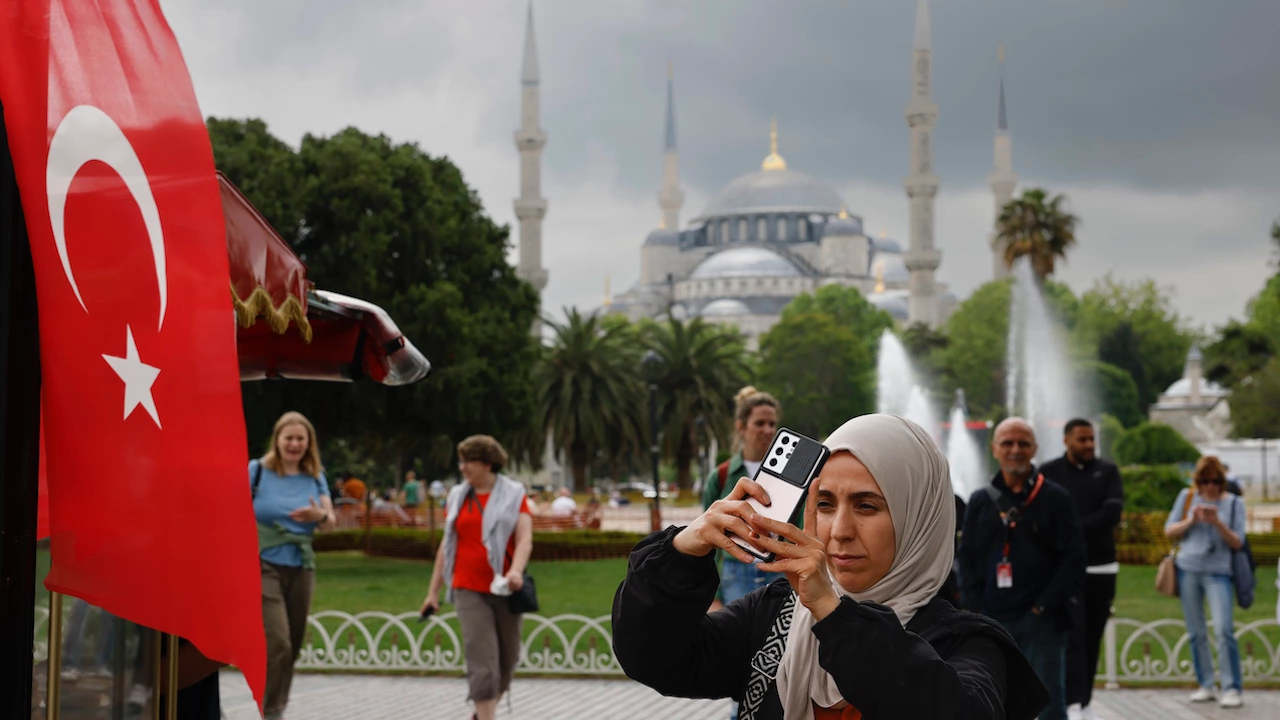Общо 30 093 446 души са посетили Турция през 7 те