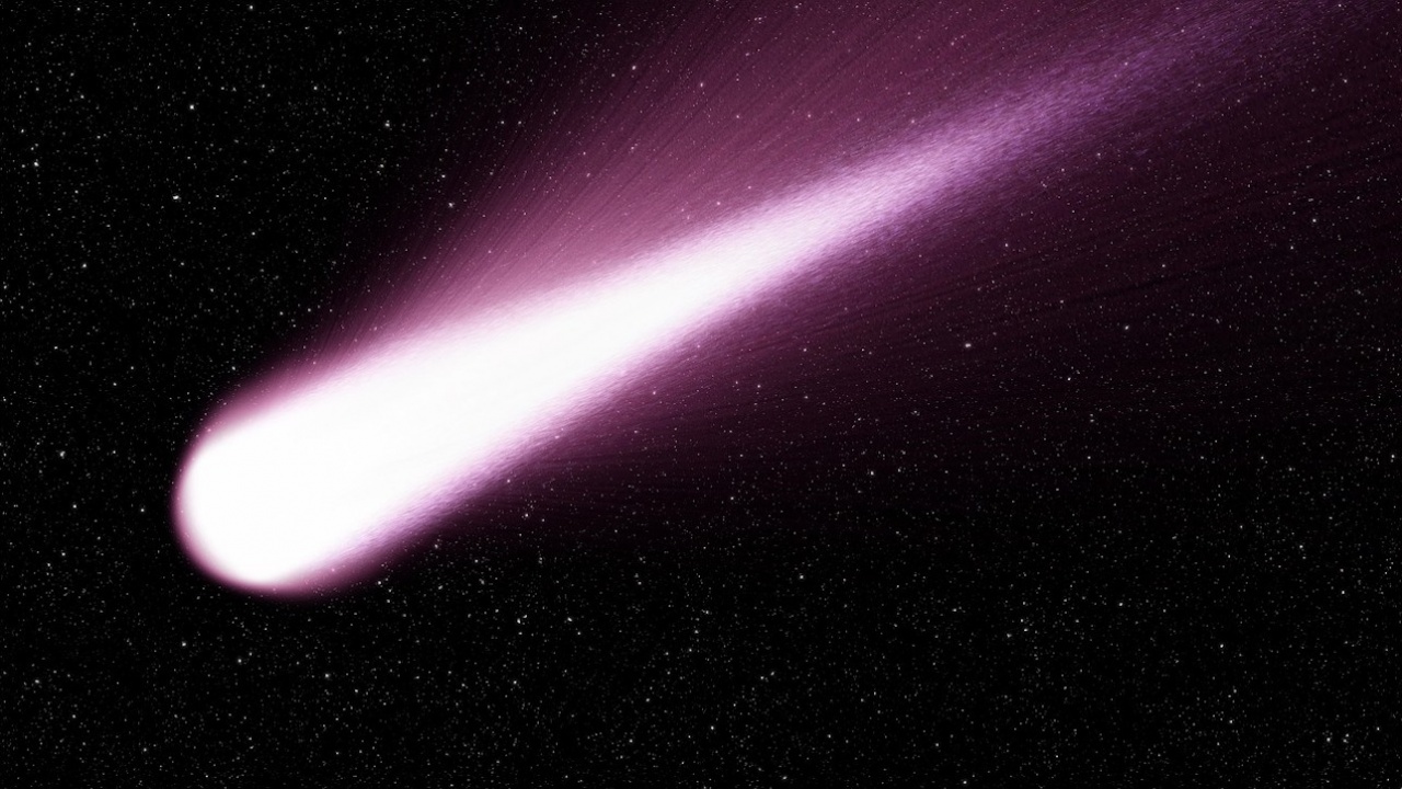 Любителите-астрономи могат да наблюдават новооткрита комета.
Пред Дарик радио физикът Пенчо