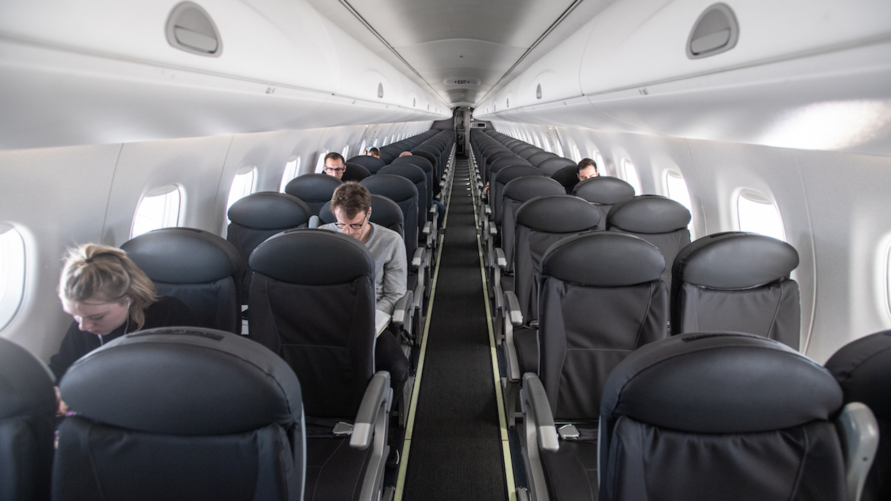 Европейска авиокомпания обяви, че въвежда „зона без деца“ на борда на самолетите си