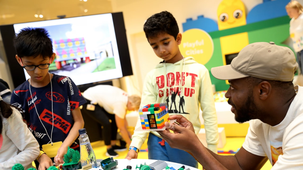 Нов увеселителен Лего дискавъри сентър Lego Discovery Center вече посреща