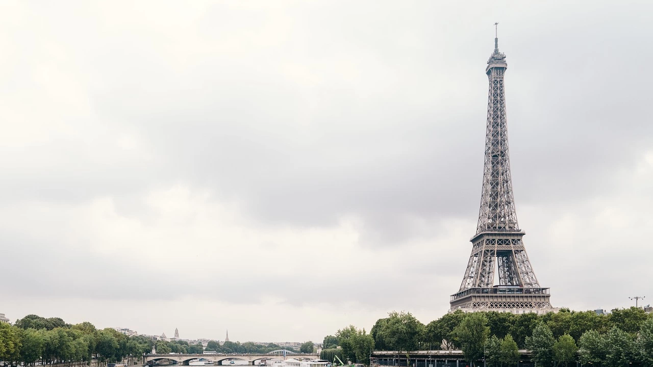 Градската управа на Париж възнамерява да разшири градска система за