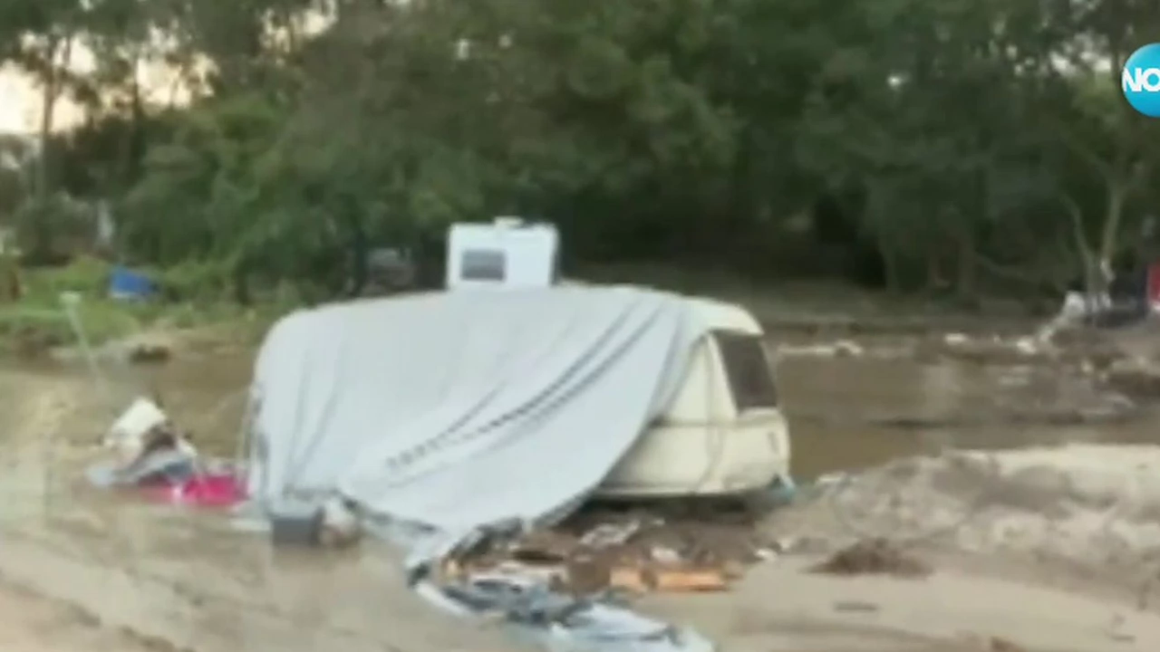 Масивни наводнения евакуираха населението в Царево В общината е обявено