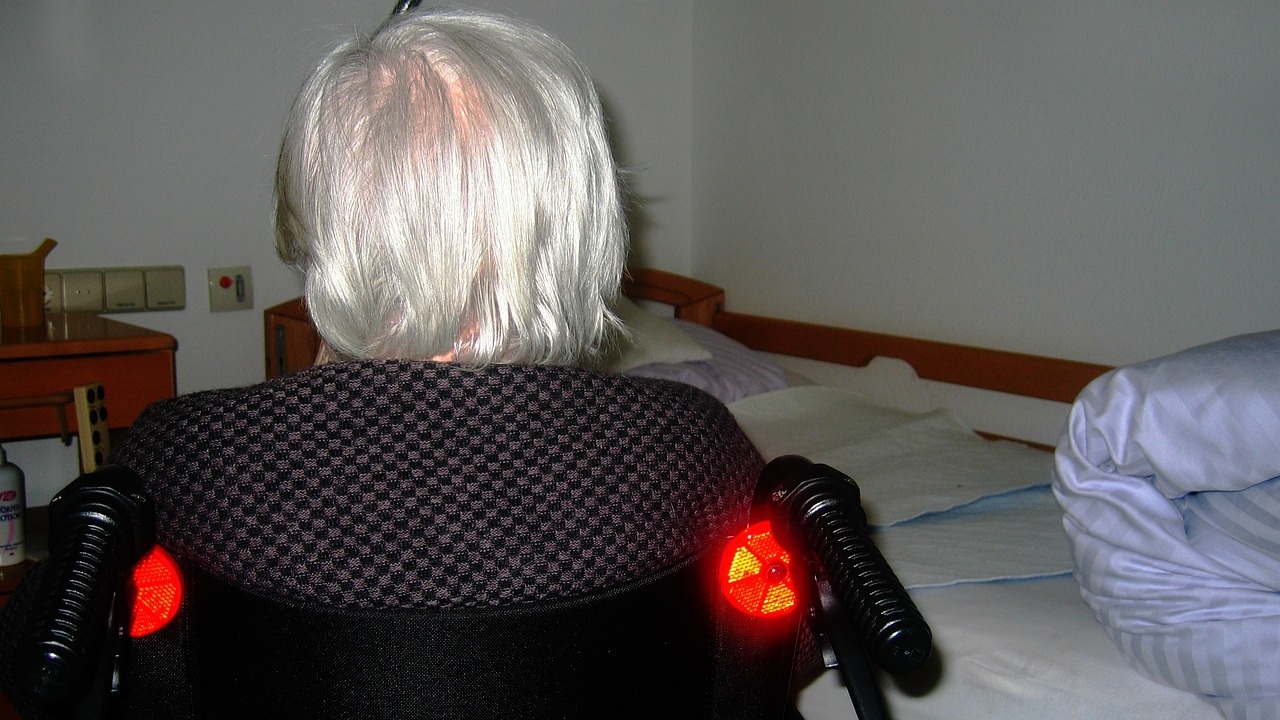 94-годишна жена почина в частен дом за хора с деменция