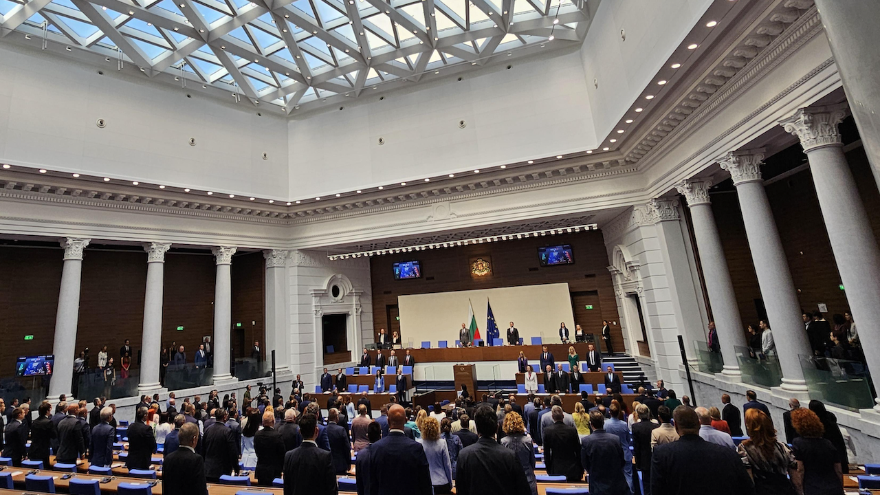 Парламентът събира футболен отбор, вижте кои са звездите в него