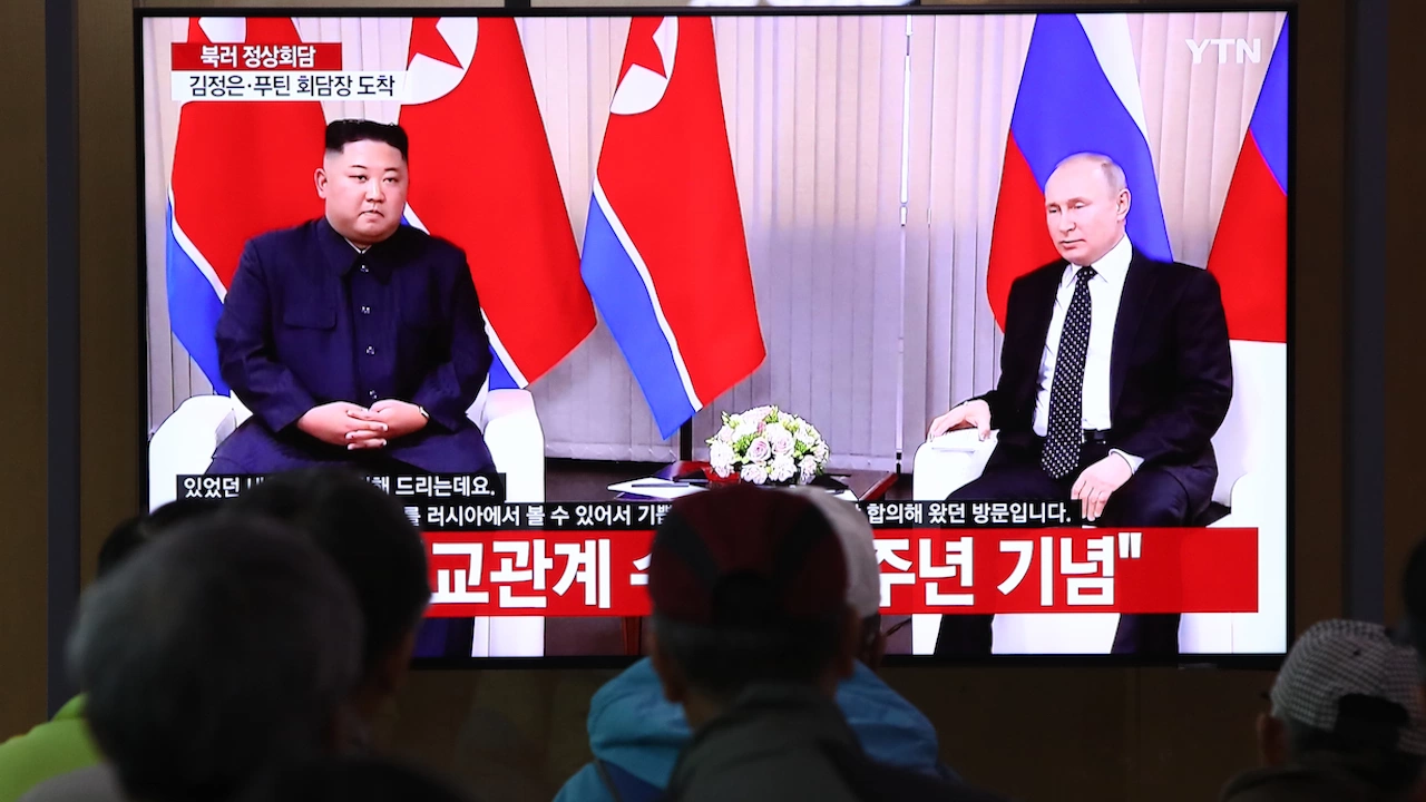 Визитата на севернокорейския лидер в Русия е знак за изолацията