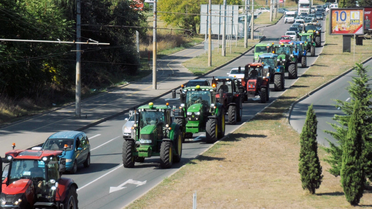 Зърнопроизводителите в протестна готовност  
Причината депутати от управляващите коалиции Продължаваме