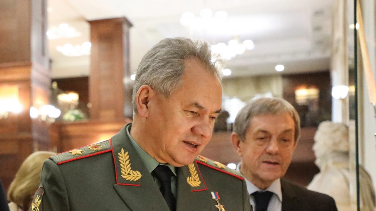 Руският министър на отбраната Сергей Шойгу днес е инспектирал ремонта