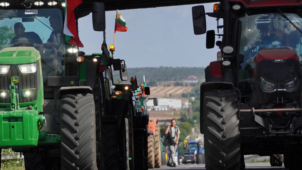 Зърнопроизводители: Протестът ще се премести пред МС