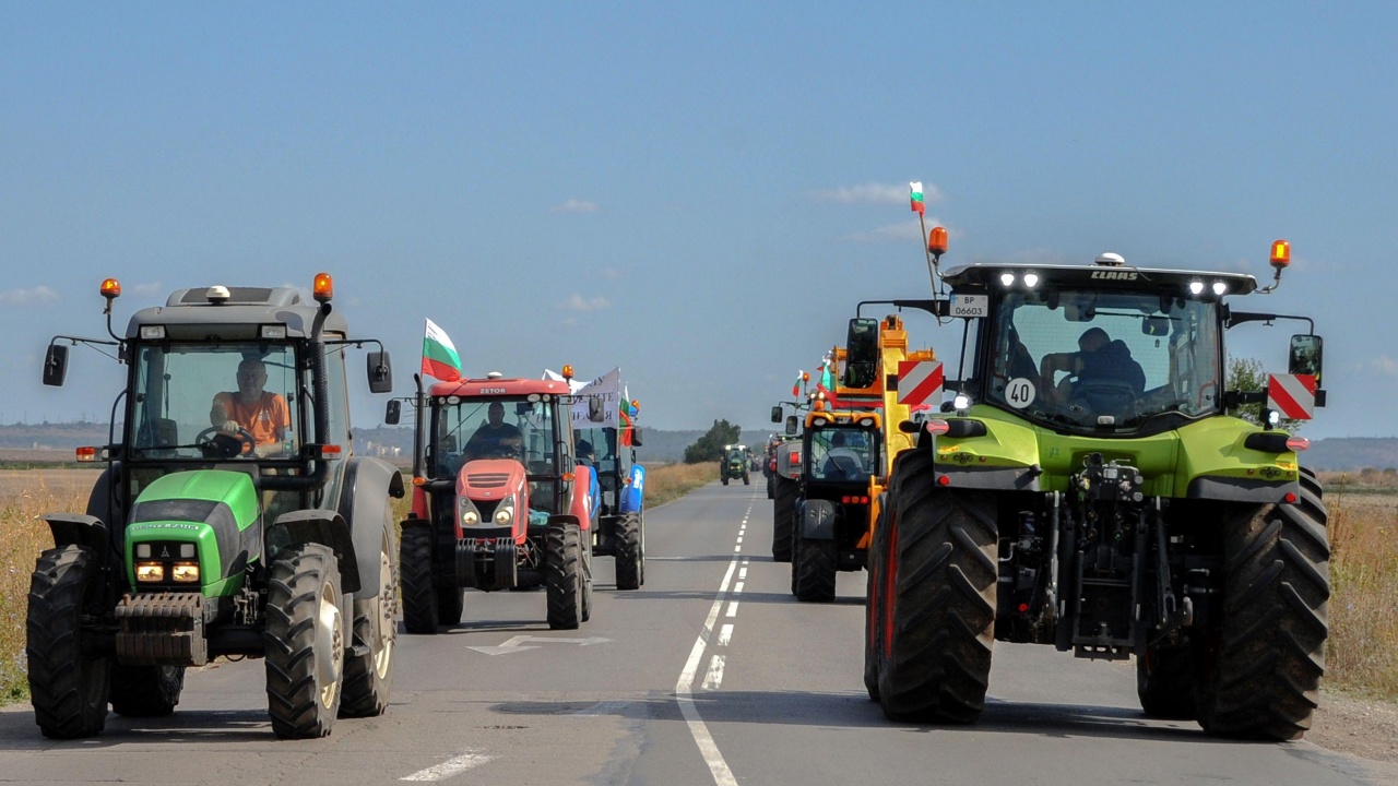 Протестиращите земеделци решават за влизане на тежка техника в София