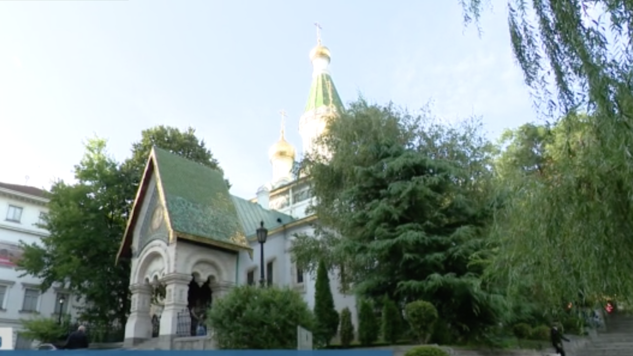 Руската църква в София затваря врати