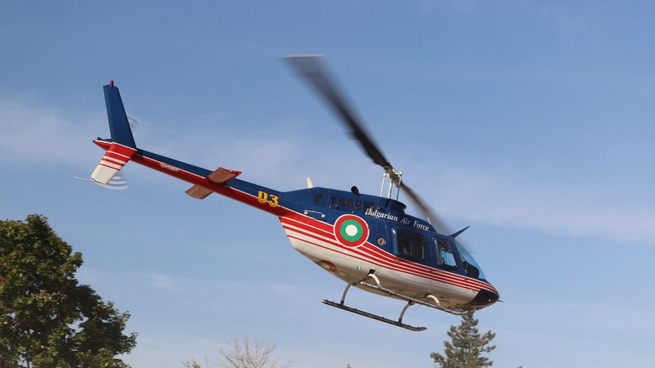 Хеликоптер е паднал край Гърмен, предаде кореспондент на bTV. По
