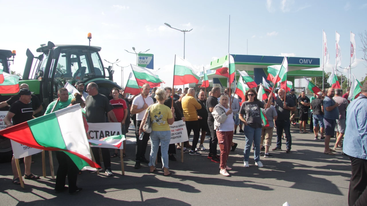 Започнаха протестите на земеделските производители заради отпадането на забраната за внос