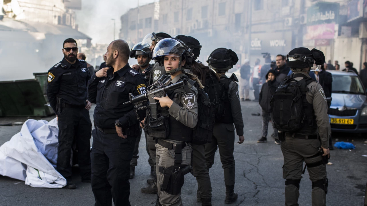 Четири жертви взеха сблъсъци между палестинци и израелски военни Израелските