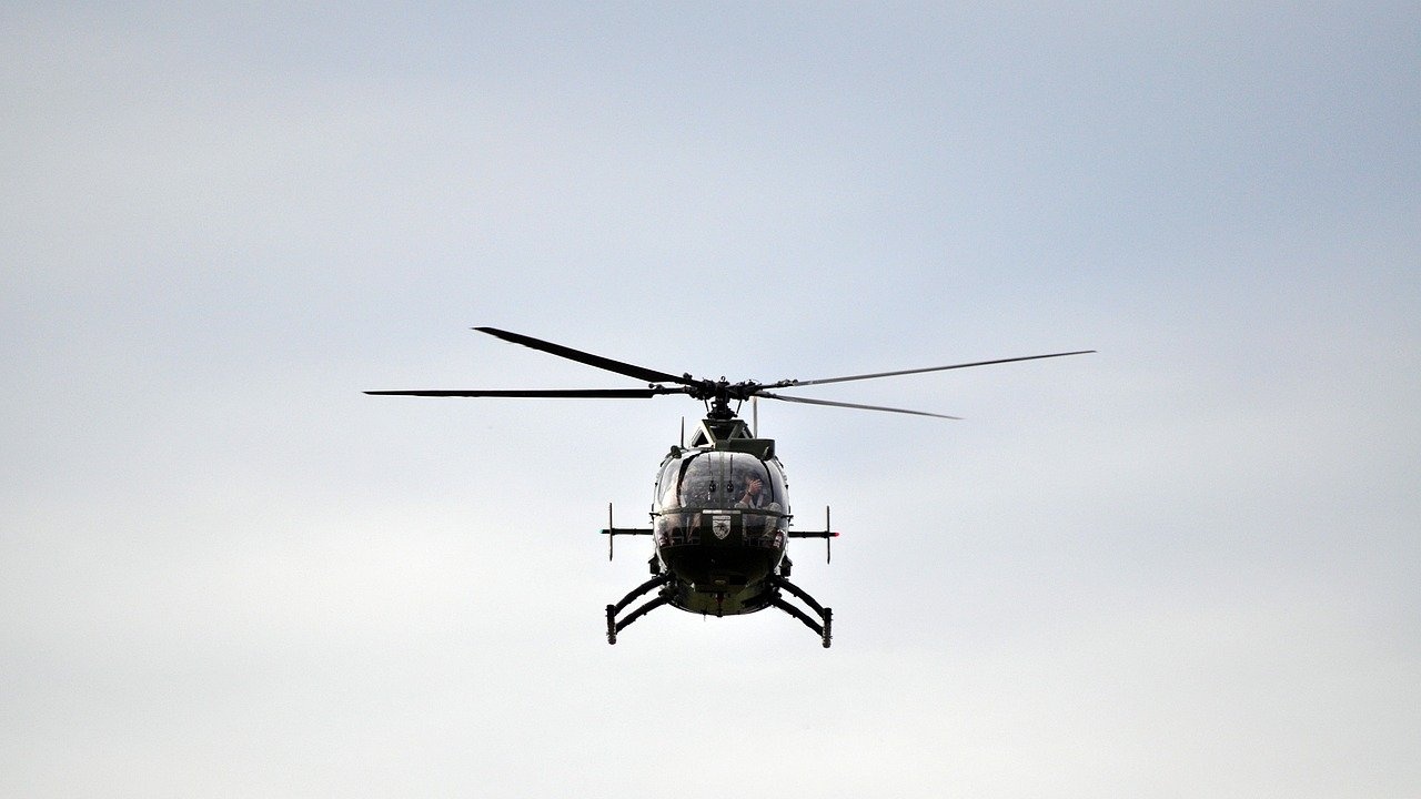 Хеликоптер падна в морето край остров Евбея