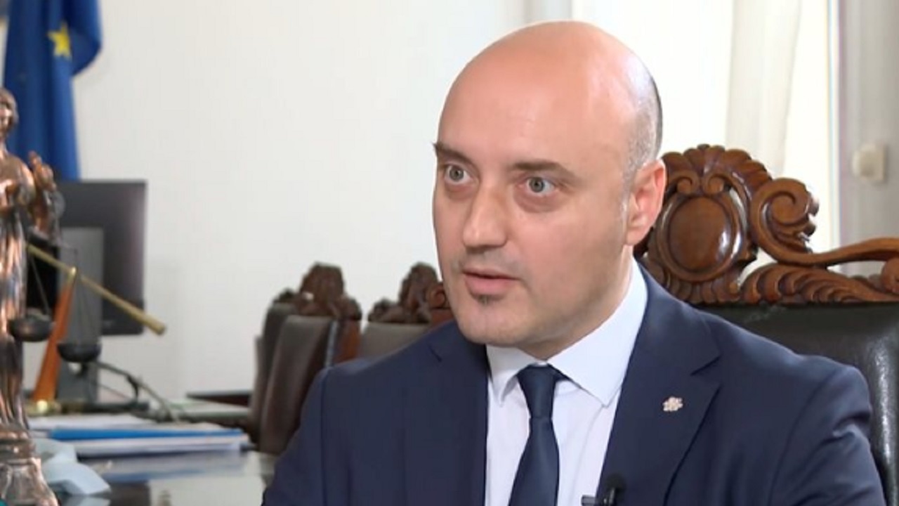 Атанас Славов: Има сериозна заявка за промени в конституцията, не мисля, че политическите партии ще ги провалят
