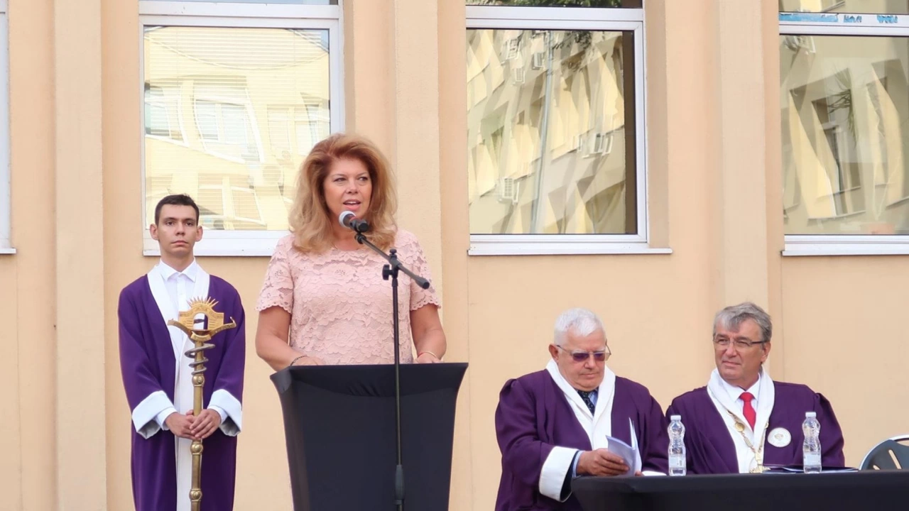 Вицепрезидентът Илияна Йотова беше гост на церемонията за откриването на новата
