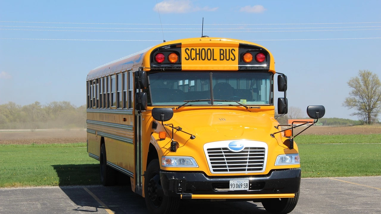 Не са констатирани сериозни нарушения при проверките на училищните автобуси