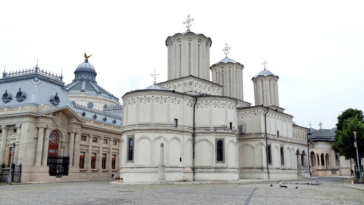 Общо 51 111 български туристи са посетили Румъния през август.