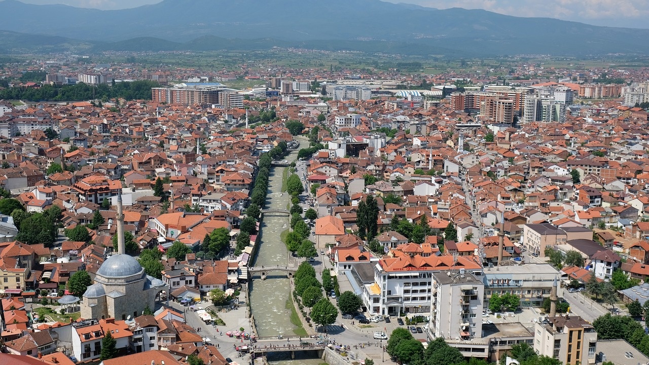 Граничният пункт между Косово и Сърбия Бърняк“ бе отворен днес