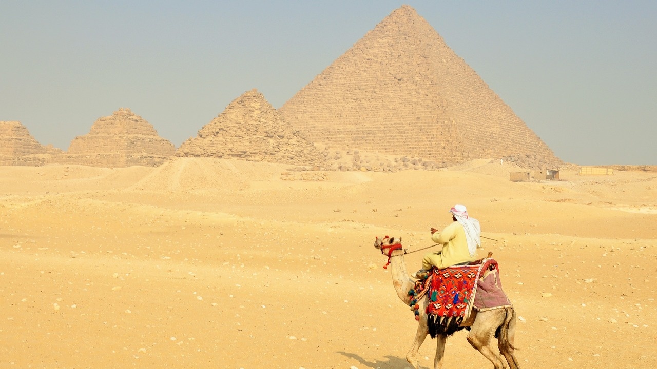 Приходите от туризъм в Египет са достигнали 13,6 милиарда долара