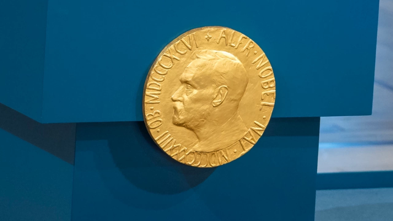 Пиер Агостини Ференц Краус и Ан Л Юийе спечелиха Нобеловата награда