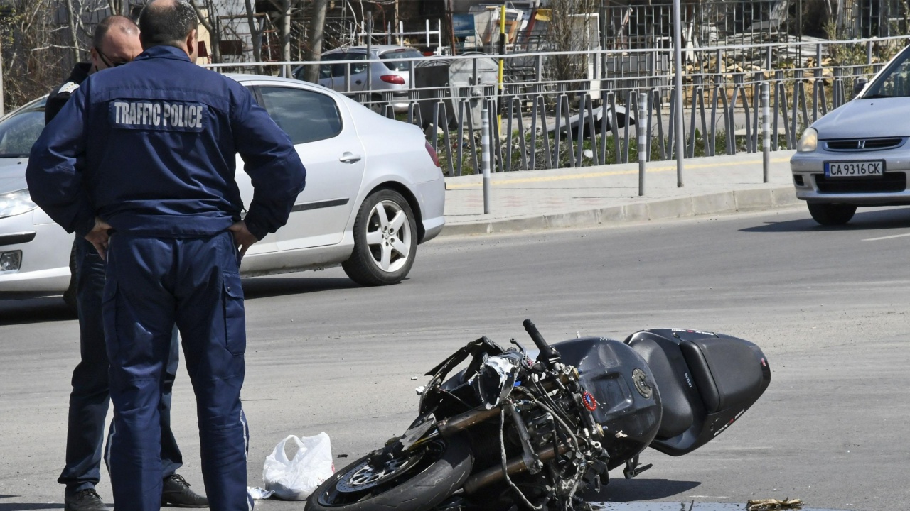 62-годишен моторист от Горна Оряховица загина при при катастрофа.
Инцидентът е стнал на