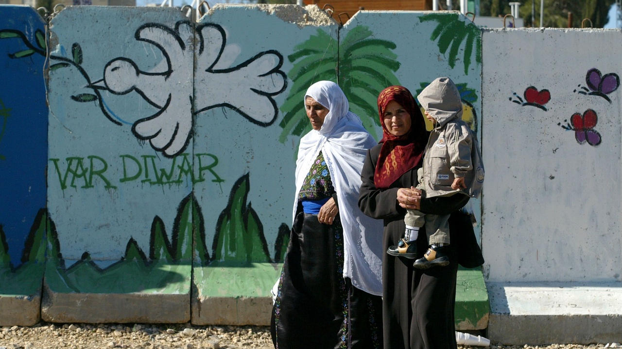 Дания и Швеция замразяват помощите си за развитие на палестинските територии