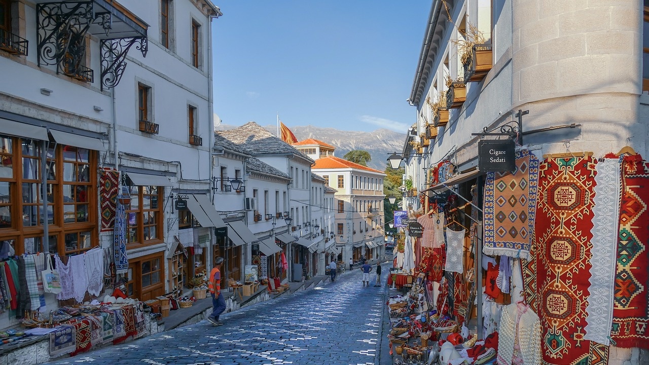 МВФ повиши прогнозата за икономическия растеж на Албания до 3,6%