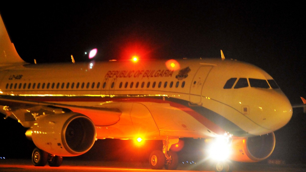 Правителственият самолет Еърбъс излетя, за да евакуира още български граждани от