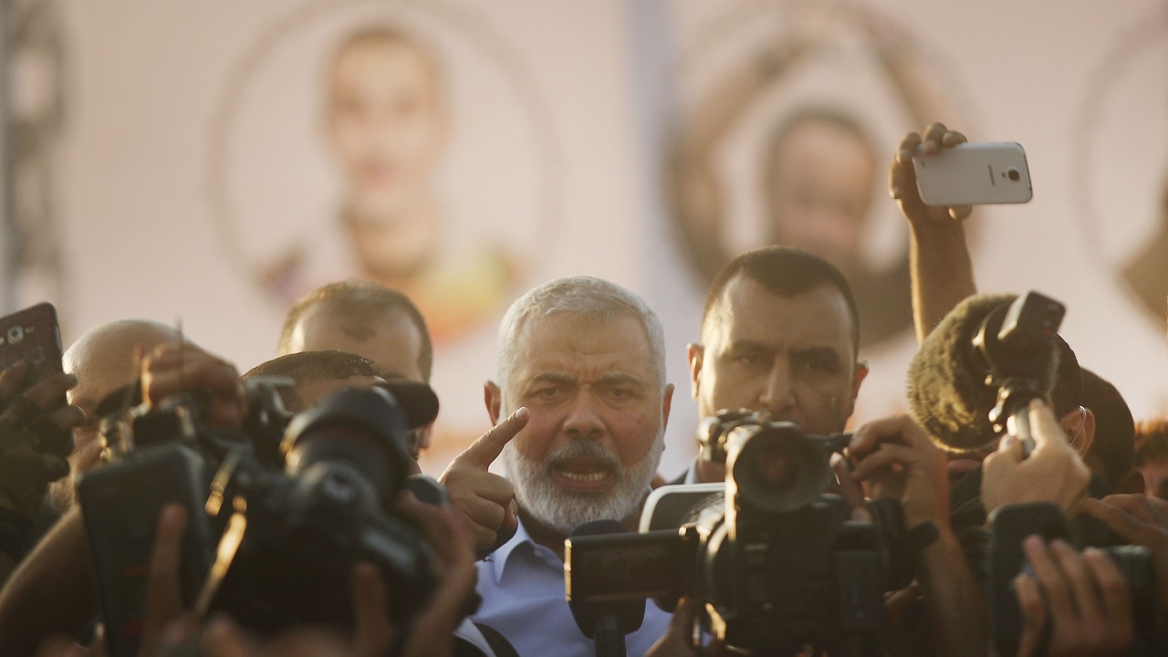 Лидерът на Хамас Исмаил Хания обвини Израел, че извършва военни