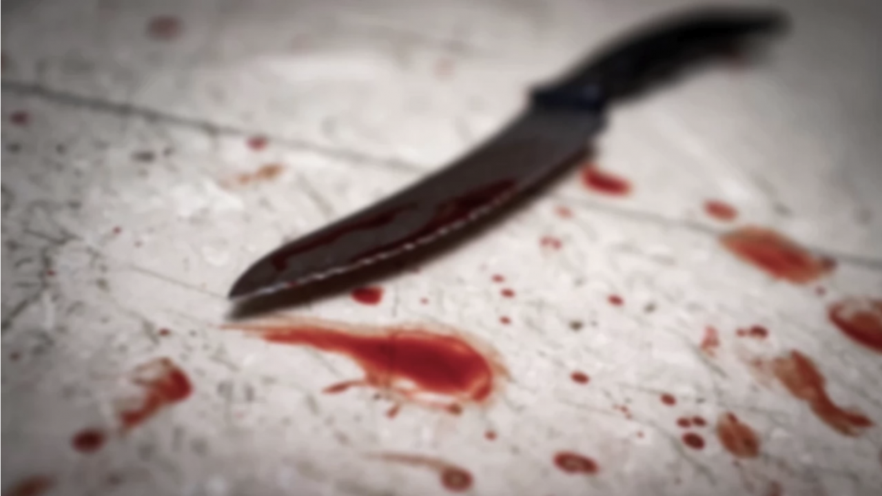 13-годишно момче е намушкало с нож приятеля на майка си, който