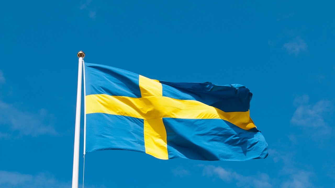Теч на класифицирана информация в Швеция, двама души са задържани