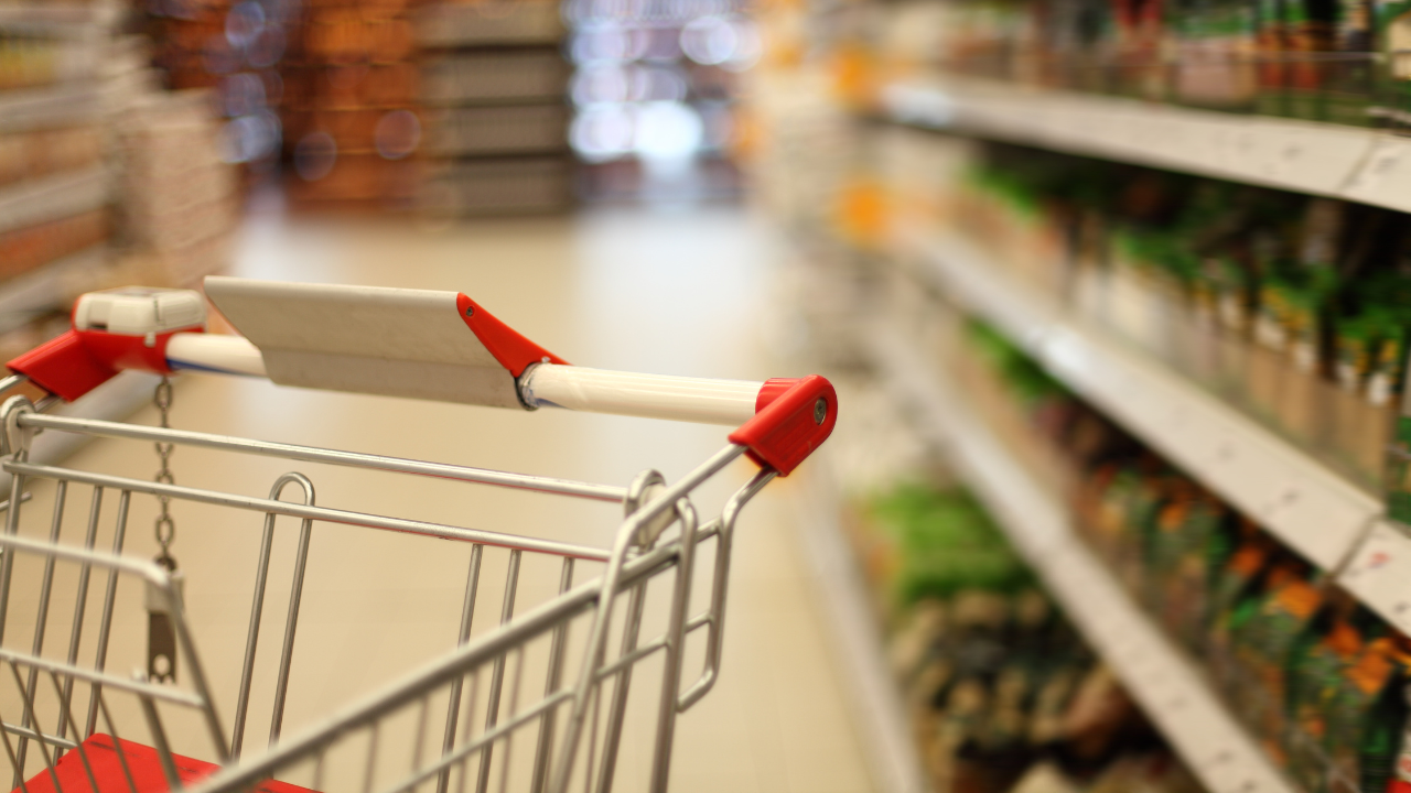 Търговските вериги да предлагат на достъпни цени за потребителите хранителни продукти от