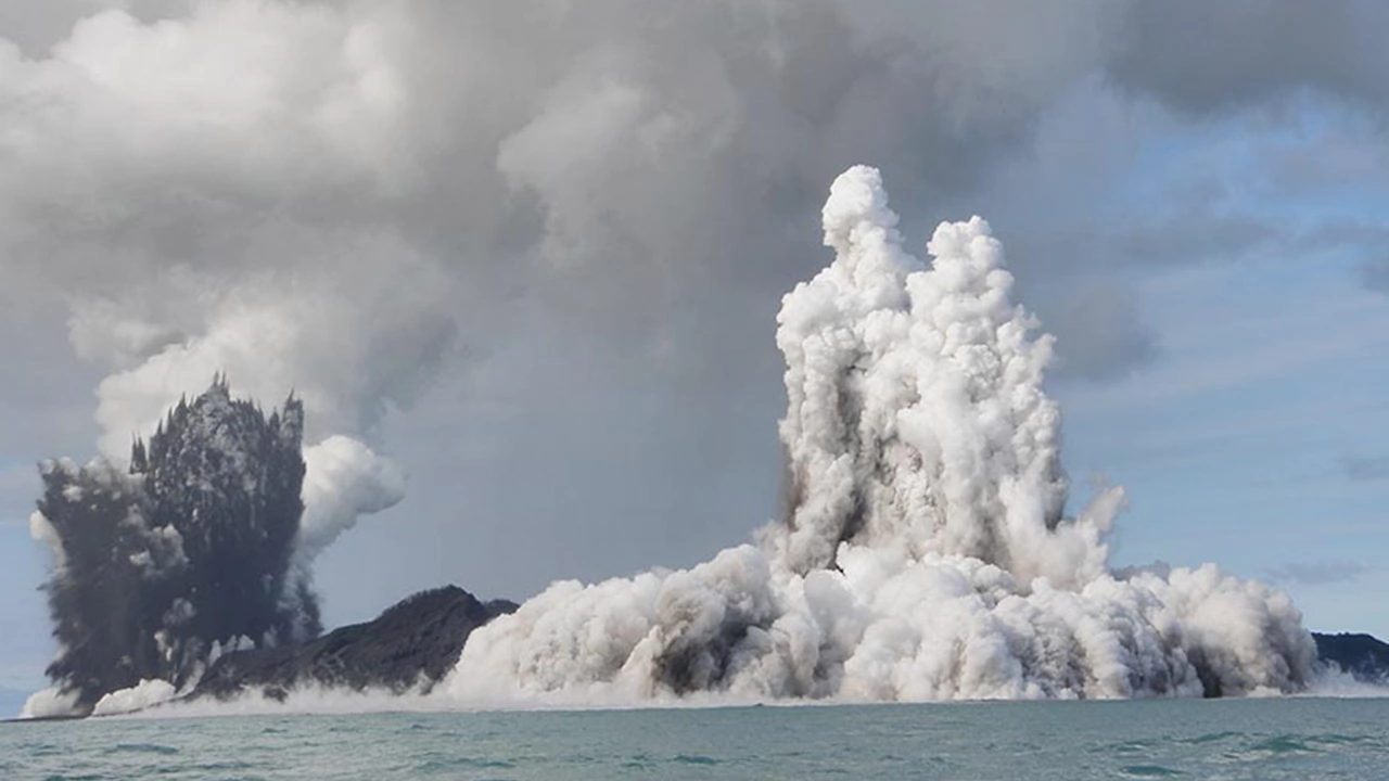 Изследване установи че изригването на вулкана Хунга Тонга Хунга Хаапай през 2022 г