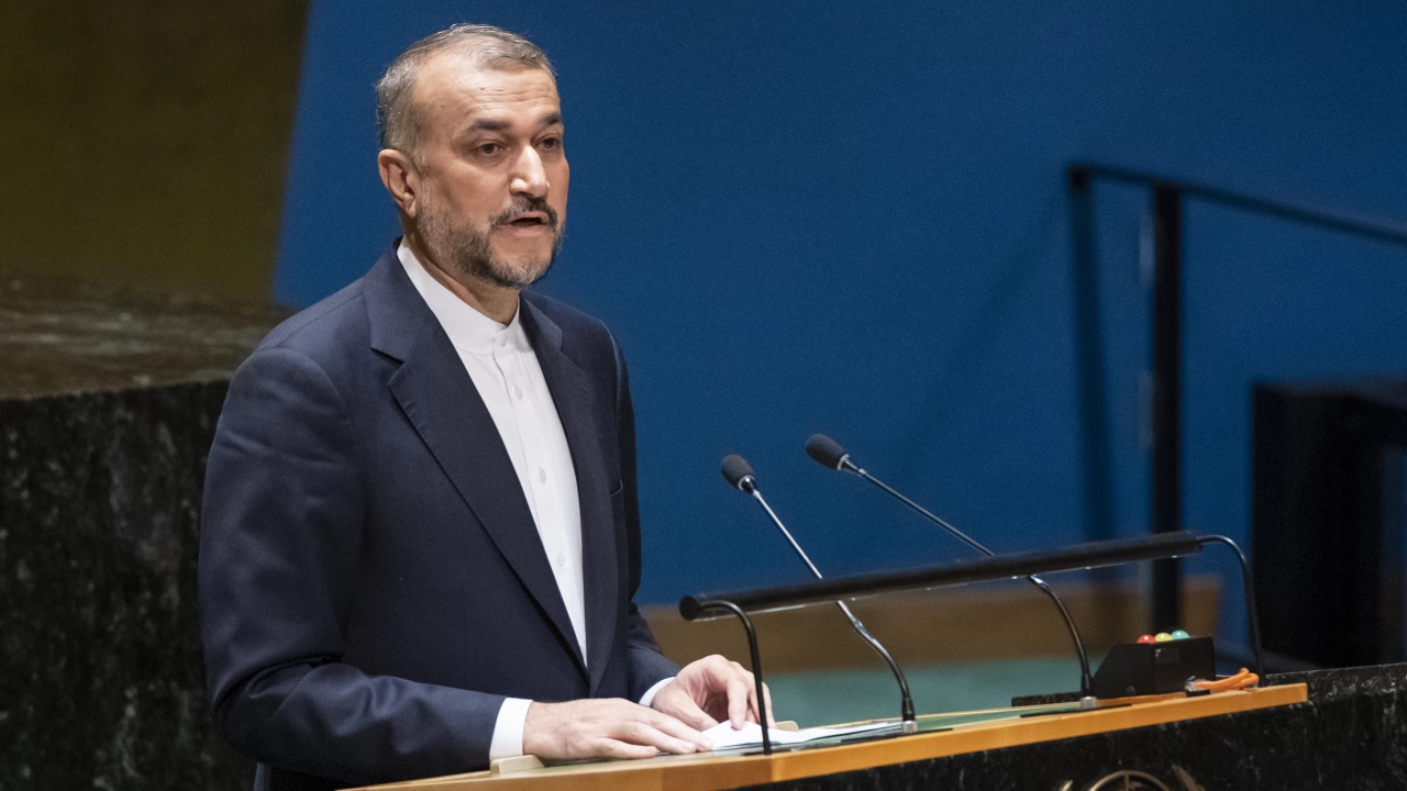 Министърът на външните работи на Иран Хосейн Амир Абдолахиан предупреди