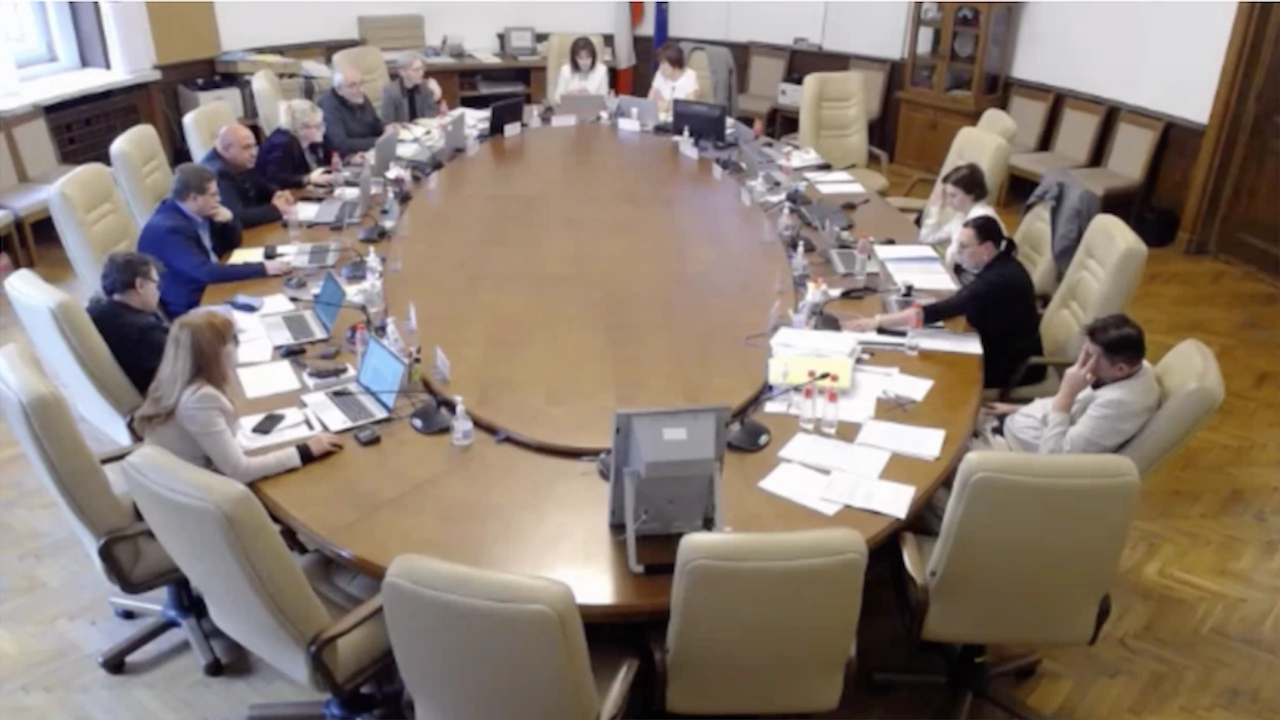 Централната избирателна комисия провежда заседание на което трябва да обсъди