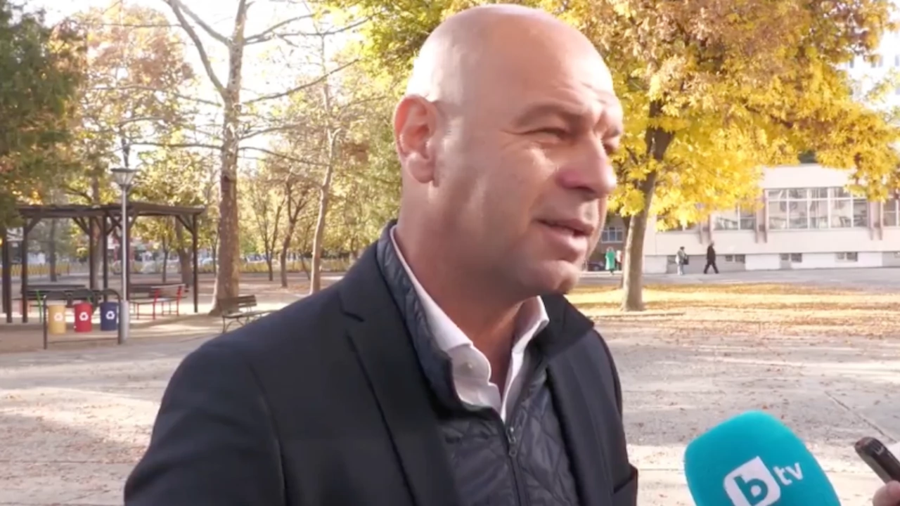 Костадин Димитров кандидат кмет на град Пловдив от ПП   упражни