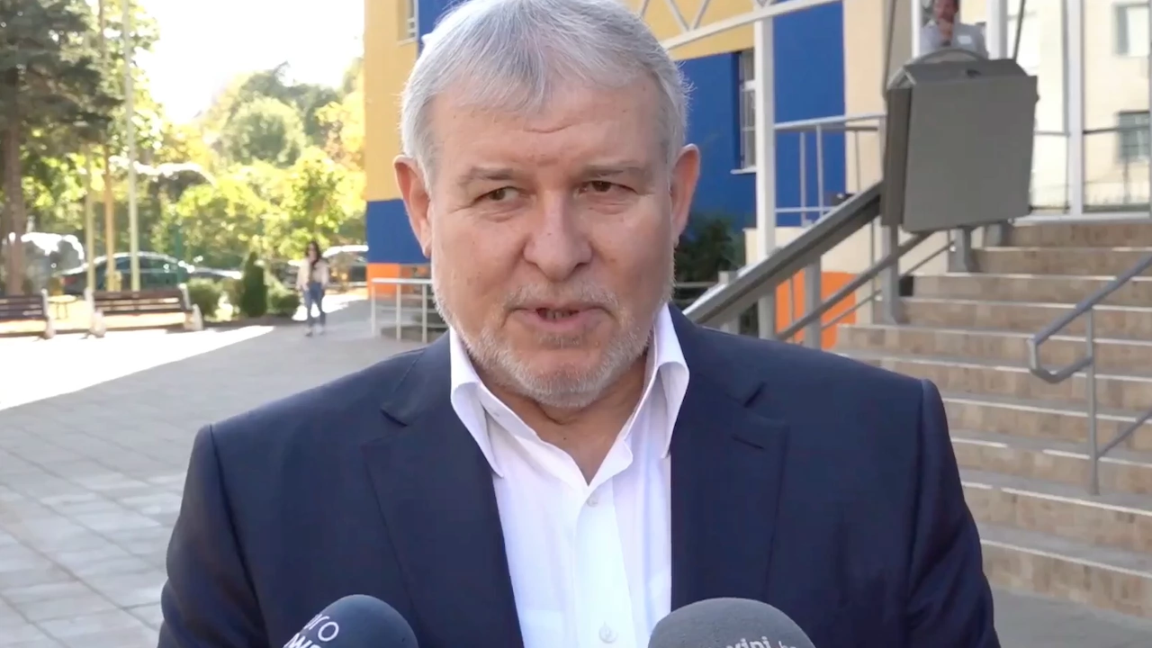 Председателт на Румен Христов Румен Христов е български политик кандидат