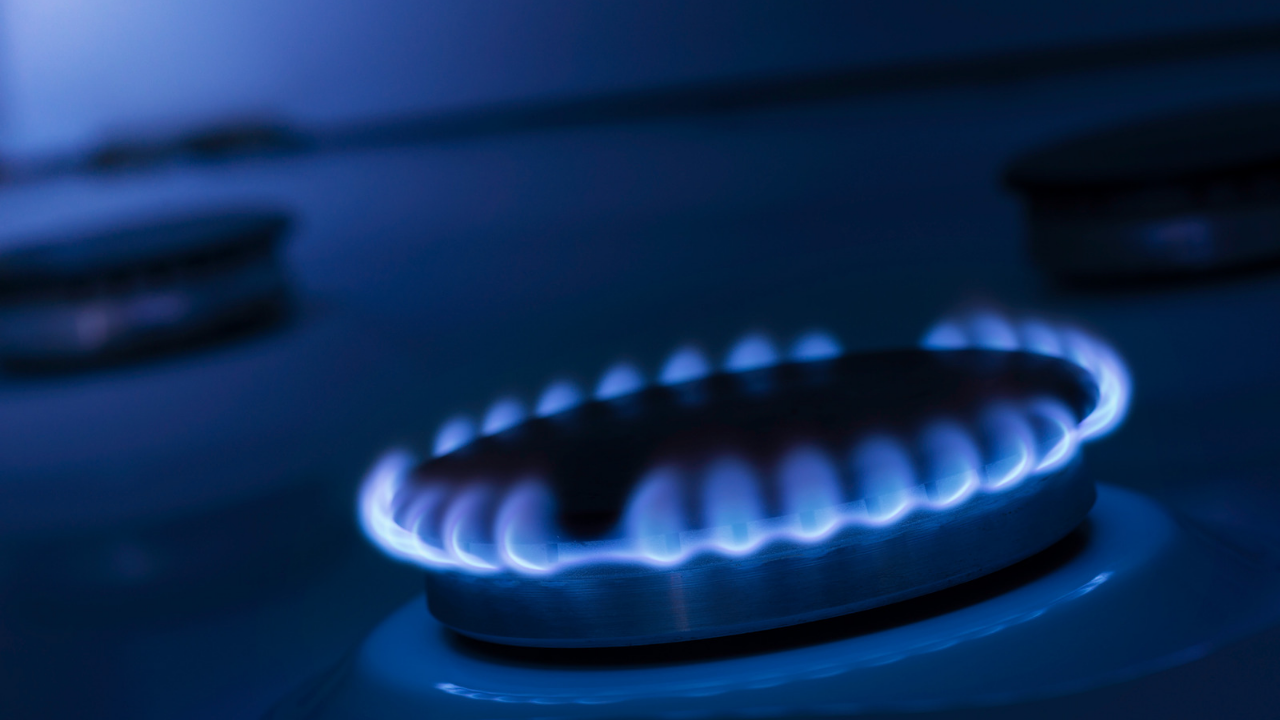 КЕВР утвърждава цената на газа за ноември